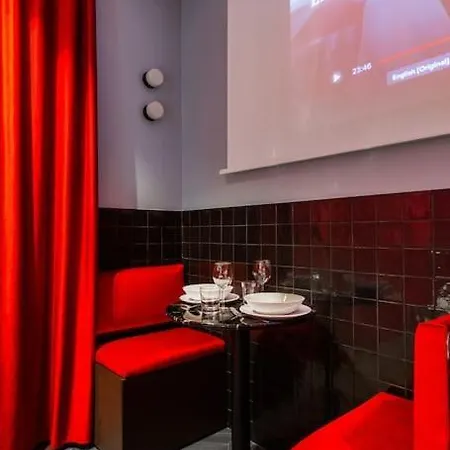 Magnifique Studio 2p Avec Jacuzzi Et Cinema *